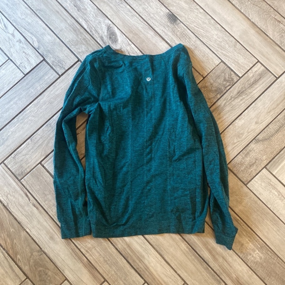 Lululemon Swiftly Tech Crew Long Sleeve Shirt